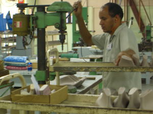 愛瑪攜手巴西知名鞋楦廠開展實地技術(shù)交流，共促制鞋工藝創(chuàng)新